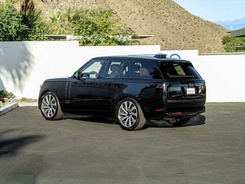 New 2026 Land Rover Range Rover Autobiography image 9