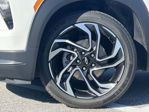 Used 2024 Chevrolet TrailBlazer RS image 11