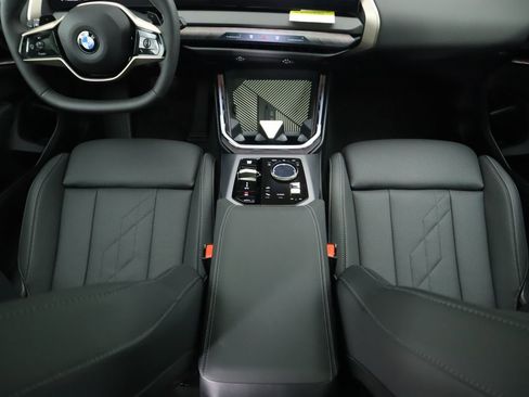 Certified 2025 BMW X3 xDrive30i w/ Convenience Package image 18