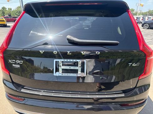 Used 2020 Volvo XC90 T6 Momentum AWD/4WD image 7