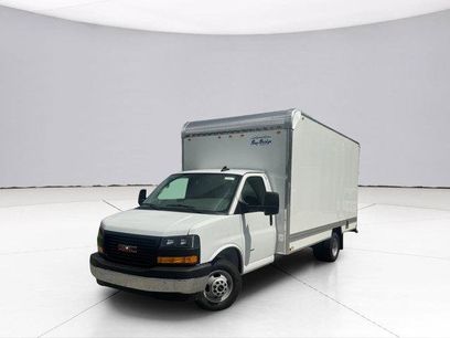 New 2025 GMC Savana 3500 Extended w/ Power Convenience Package