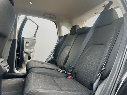 Certified 2025 Honda HR-V LX image 24