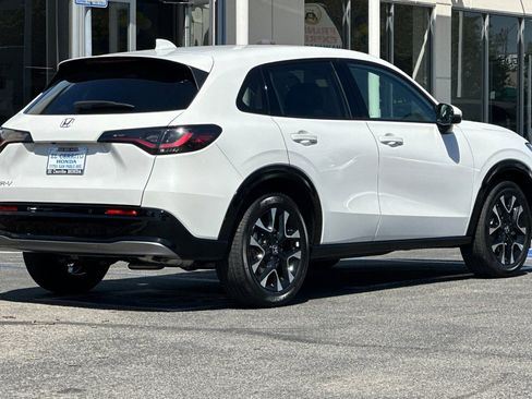 New 2026 Honda HR-V EX-L image 3