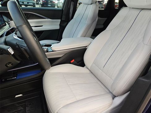New 2025 Cadillac Lyriq Sport w/ LPO, Floor Liner Package AWD/4WD image 27