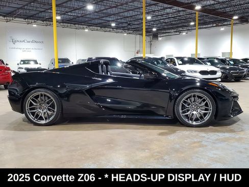 Used 2025 Chevrolet Corvette Z06 RWD image 5