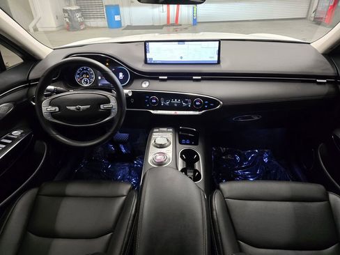 Used 2025 Genesis GV70 2.5T image 33