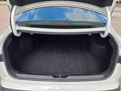 Used 2025 Kia K4 LXS image 7