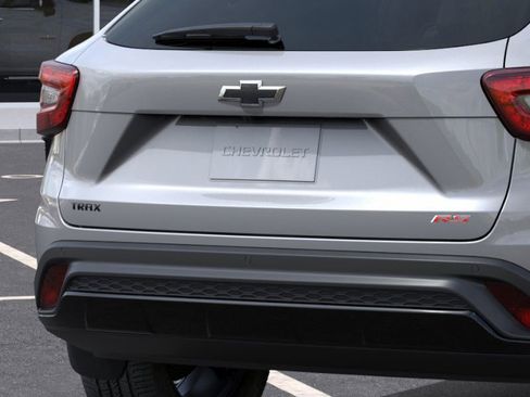 New 2026 Chevrolet Trax RS w/ Driver Confidence Package image 38