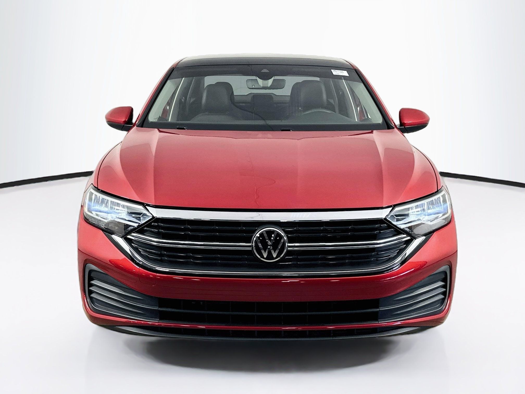 Used 2024 Volkswagen Jetta SE FWD image 2