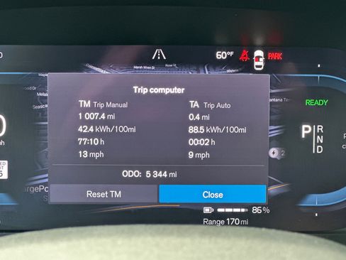 Certified 2023 Volvo XC40 Recharge Ultimate w/ Protection Package Premier image 31