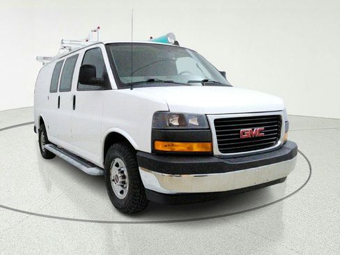 Used 2020 GMC Savana 2500 w/ Driver Convenience Package RWD image 1