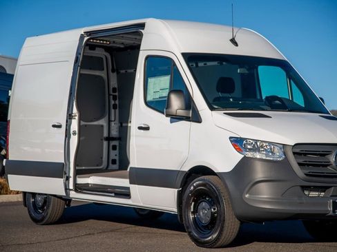 New 2026 Mercedes-Benz Sprinter 2500 image 6