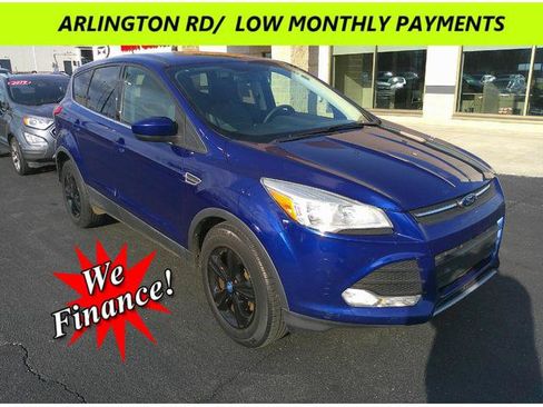 Used 2013 Ford Escape SE FWD image 1
