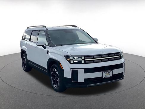 Used 2025 Hyundai Santa Fe SEL image 3