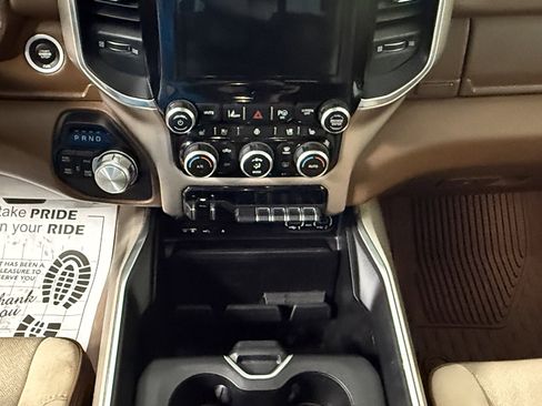Used 2019 RAM 1500 Laramie AWD/4WD image 20