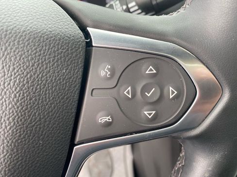 Used 2023 Chevrolet Traverse LT w/ Midnight/Sport Edition image 14