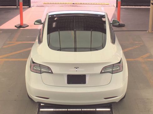Used 2023 Tesla Model 3 Standard Range RWD image 5