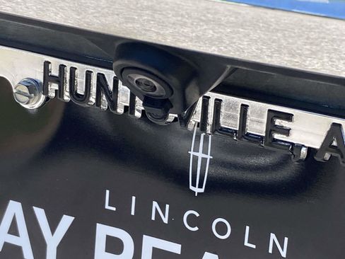 Used 2021 Lincoln Corsair FWD w/ Premium Package image 5