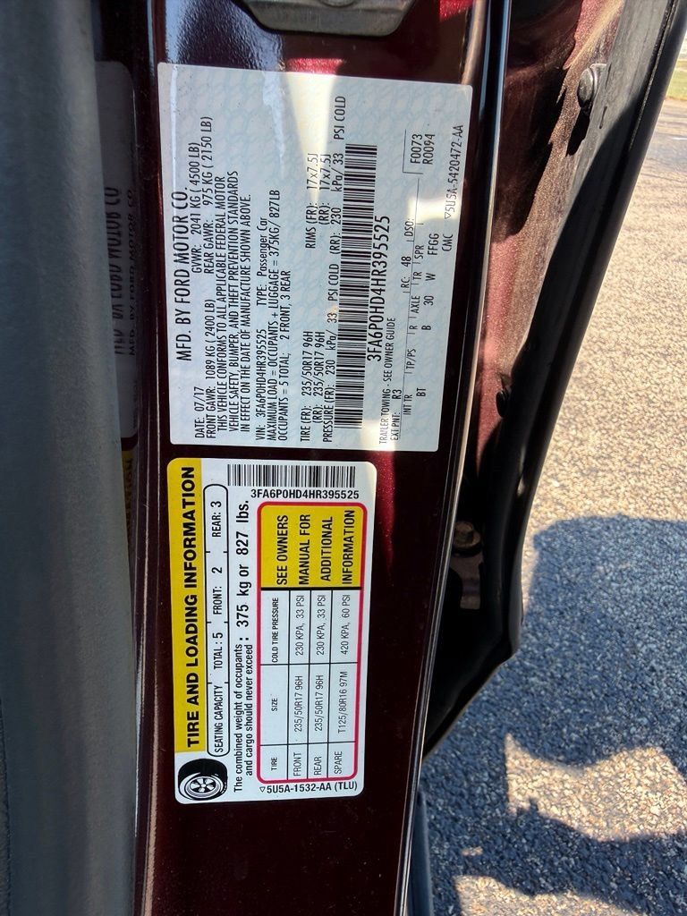 Used 2017 Ford Fusion SE w/ Fusion SE Technology Package FWD image 46