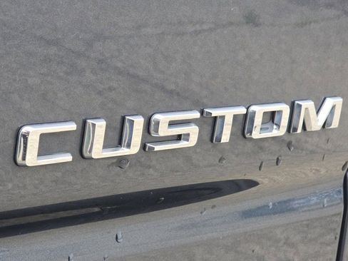 Used 2019 Chevrolet Silverado 1500 Custom Trail Boss AWD/4WD image 13