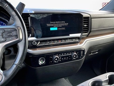 Used 2023 Chevrolet Silverado 1500 LT image 10