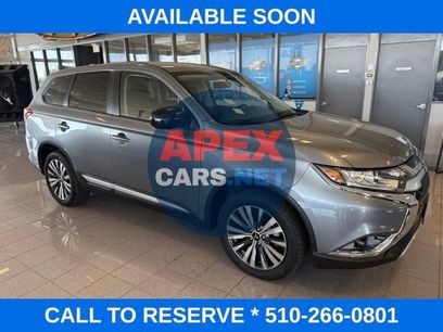Used 2020 Mitsubishi Outlander ES