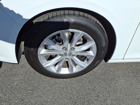 Used 2023 Chevrolet Malibu LT image 10