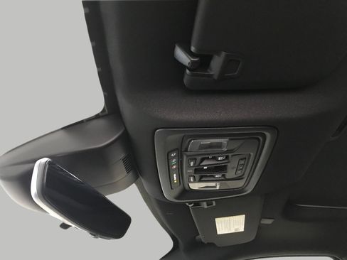 New 2026 GMC Sierra 1500 AT4 w/ AT4 Premium Package AWD/4WD image 17