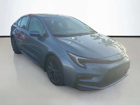 Used 2025 Toyota Corolla SE w/ SE Premium Package FWD image 1