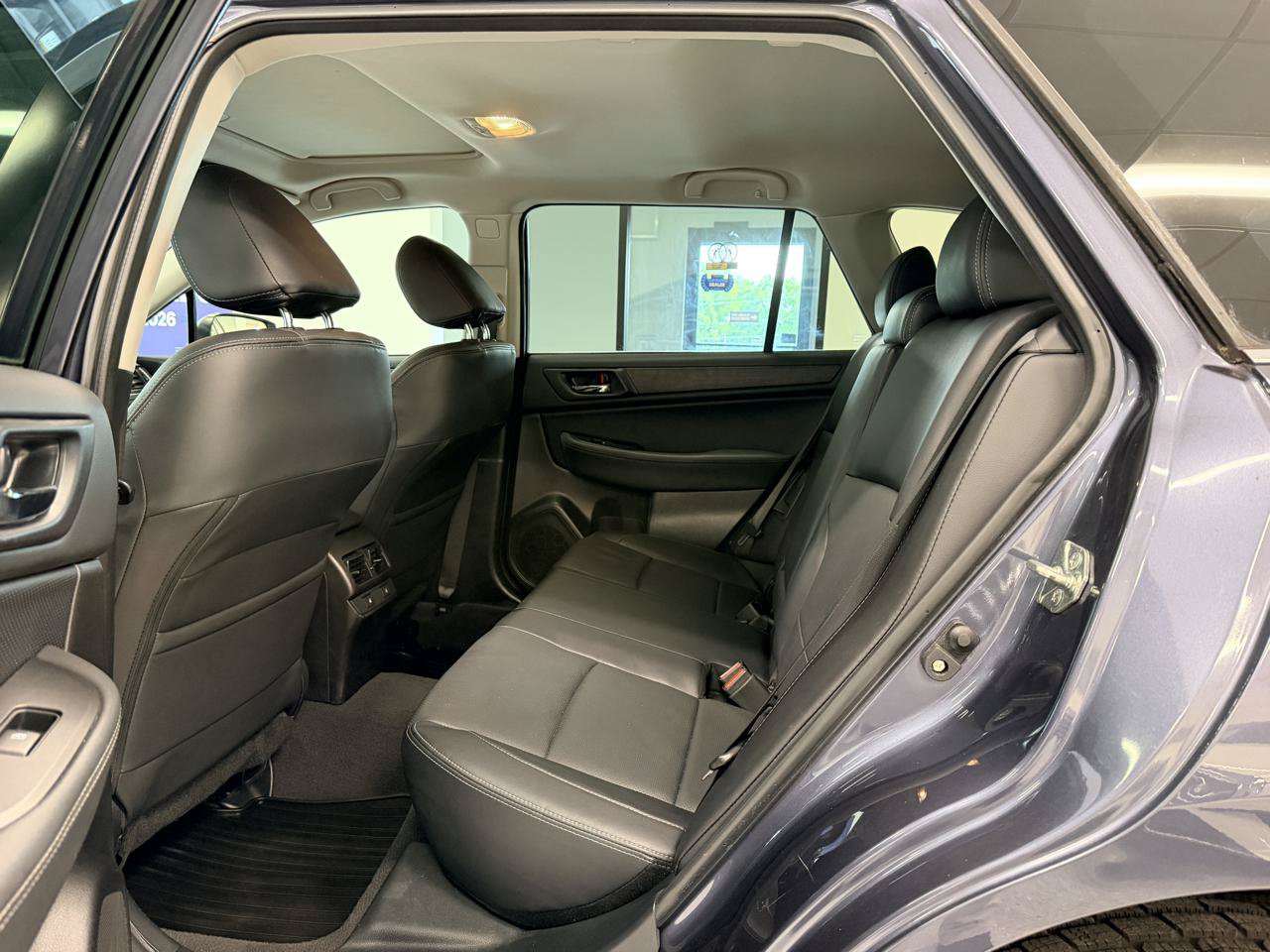 Used 2017 Subaru Outback 2.5i Limited AWD/4WD image 22
