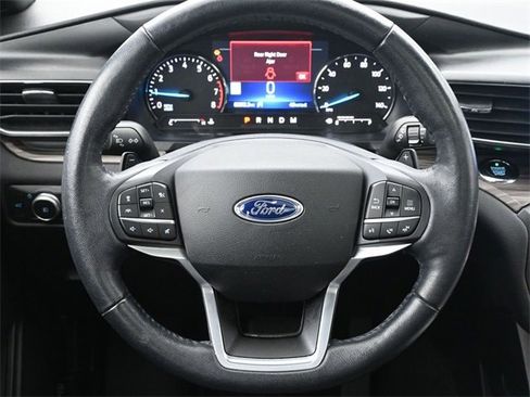 Used 2020 Ford Explorer Limited image 29