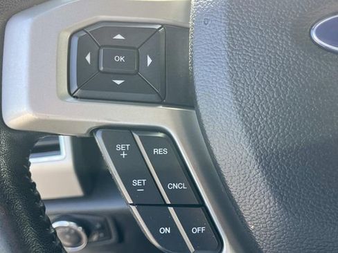 Used 2019 Ford F150 Lariat AWD/4WD image 33