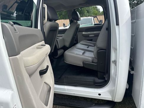 Used 2012 Chevrolet Silverado 2500 W/T AWD/4WD image 14