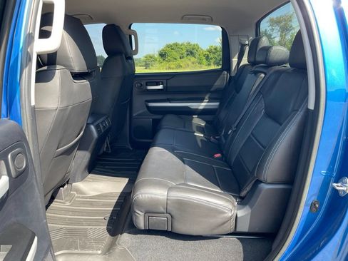 Used 2018 Toyota Tundra SR5 w/ SR5 Upgrade Package AWD/4WD image 35