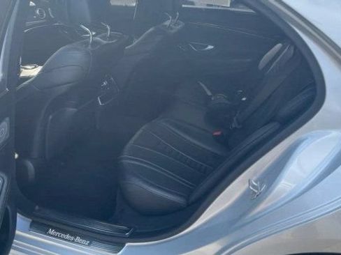 Used 2016 Mercedes-Benz S 550 Sedan image 11
