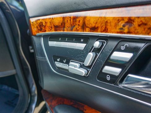 Used 2007 Mercedes-Benz S 600 image 33