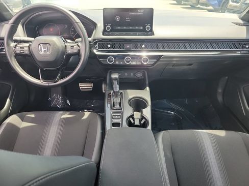 Used 2025 Honda Civic Sport image 11