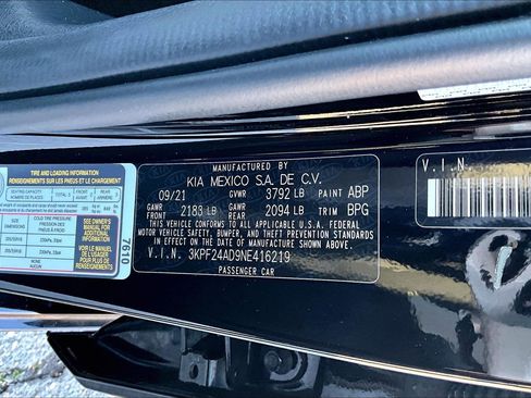 Used 2022 Kia Forte LXS w/ LXS Technology Package image 35