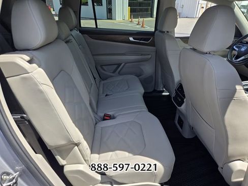 Certified 2026 Volkswagen Atlas SE image 17