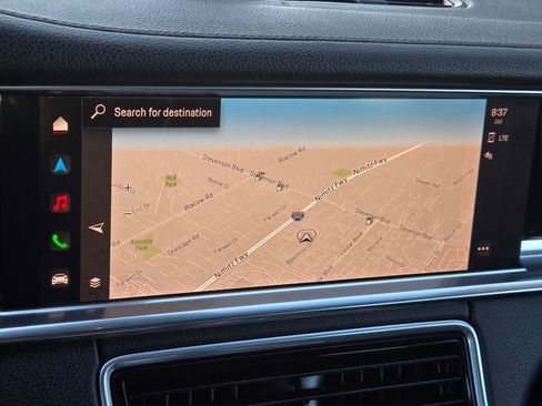 Used 2022 Porsche Panamera Platinum Edition image 22