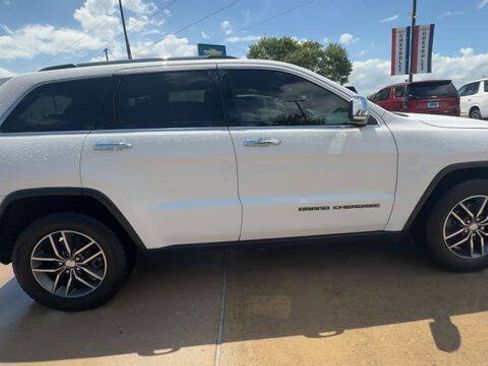 Used 2018 Jeep Grand Cherokee Limited RWD image 9