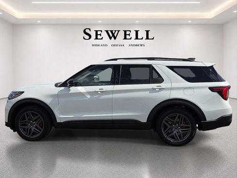 Used 2026 Ford Explorer ST w/ Sun And Sound Package RWD image 2