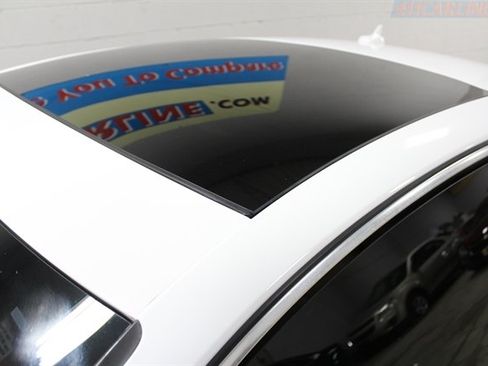 Used 2011 Audi A5 2.0T Premium Plus image 7