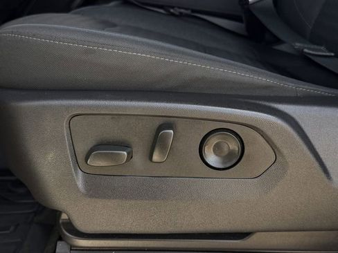 Used 2024 GMC Sierra 1500 Elevation image 25