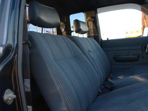 Used 1994 Toyota Pickup DX image 74