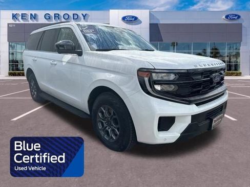 Used 2025 Ford Expedition Active AWD/4WD image 1