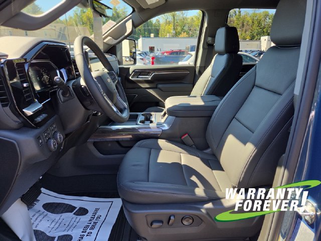 New 2026 Chevrolet Silverado 2500 LTZ w/ LTZ Premium Package AWD/4WD image 13
