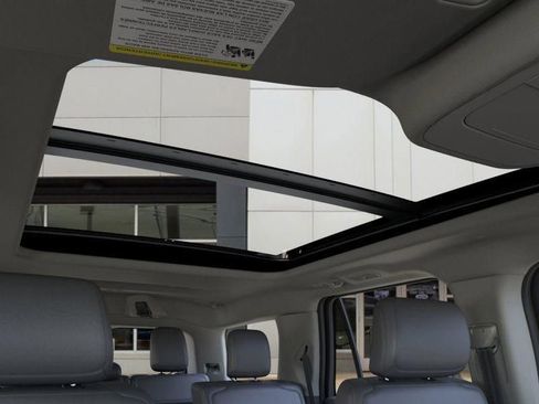 New 2026 Ford Expedition Active image 22