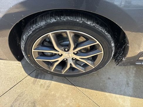 Used 2021 Acura ILX Premium Package image 11