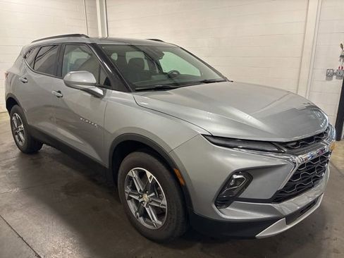 Used 2024 Chevrolet Blazer LT w/ Convenience Package AWD/4WD image 37